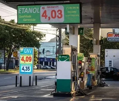 POSTO-DE-GASOLINA-scaled-2