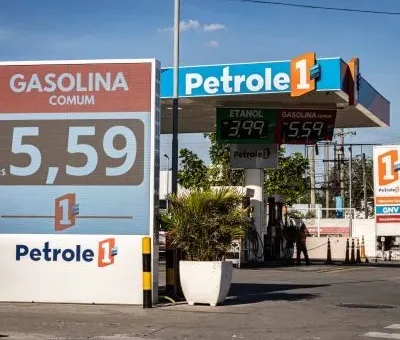 TOTEM-POSTO-DE-GASOLINA-scaled-r1g4licltlosmspoa844mld0sl7tuqd3l9dwn11cbw