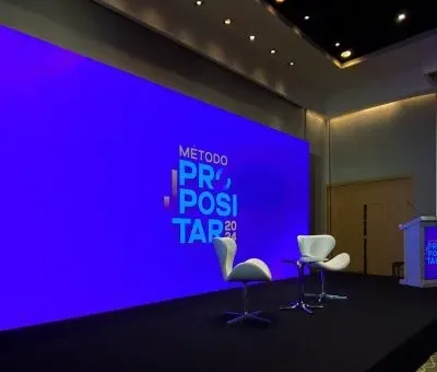 evento-corporativo-e1739455608930-r1g68nd1tcn93kt5yae40642abq75654pz0omrcmuk-2